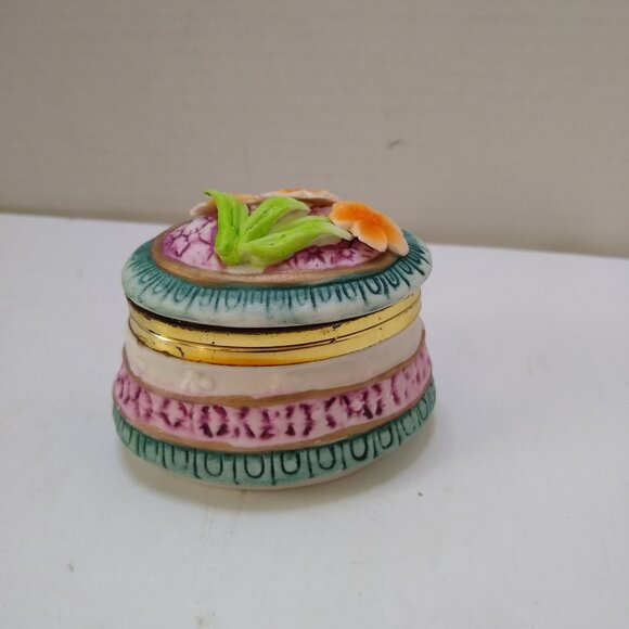 Ceramic Porcelain Trinket Jewelry Box Flower Egg shape Dome Lidded - Picture 1 of 5
